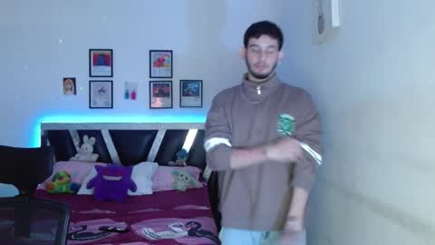 Sebas online show from February 25, 2026, 9:24 pm