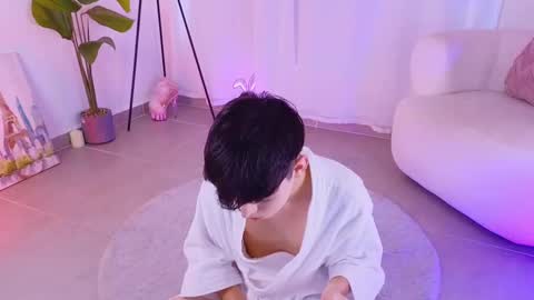 sebby online show from September 23, 2025, 7:28 pm