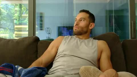Sebastian Royce online show from June 1, 2026, 4:52 pm