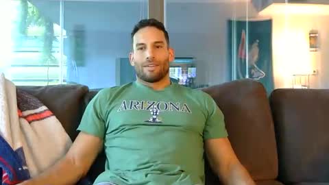 Sebastian Royce online show from June 3, 2026, 10:15 pm