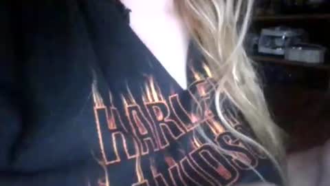 Sunny online show from January 17, 2026, 6:44 pm