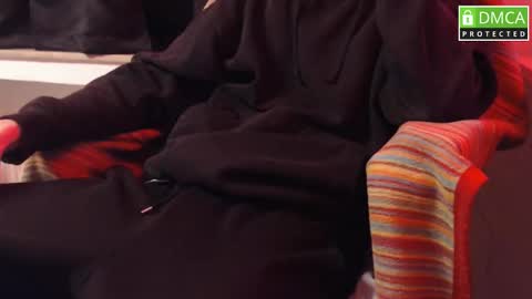 maybe Phil  online show from December 21, 2025, 7:32 pm