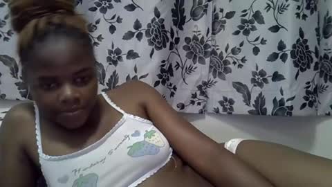 Snapshot of secret_seducer chatting on November 15, 2025, 12:45 pm cruce online show from November 15, 2025, 12:45 pm