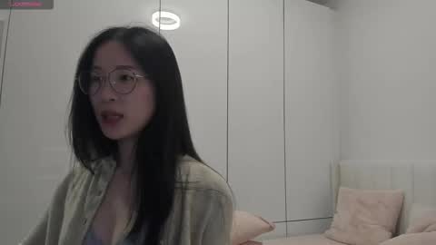 Angela online show from November 29, 2025, 12:46 am