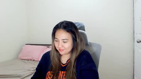 Snapshot of secretlover010101 chatting on February 19, 2025, 1:39 pm MILAN online show from February 19, 2025, 1:39 pm