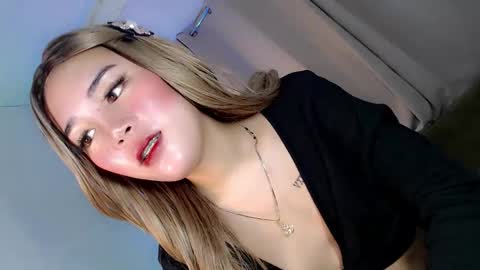 Snapshot of seducing_angela chatting on November 13, 2025, 1:26 am seducing_angela online show from November 13, 2025, 1:26 am