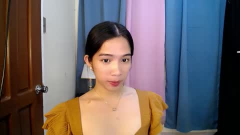 Snapshot of seductive_abia chatting on April 22, 2026, 4:59 am JUST CALL ME ABIA online show from April 22, 2026, 4:59 am
