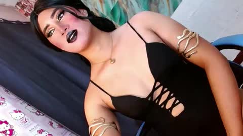 Snapshot of seductive_scarllete chatting on December 14, 2025, 5:57 am SCARLETTE online show from December 14, 2025, 5:57 am