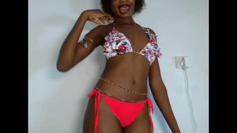 Snapshot of seductive_sugar247 chatting on May 1, 2026, 4:00 pm seductive_sugar247 online show from May 1, 2026, 4:00 pm