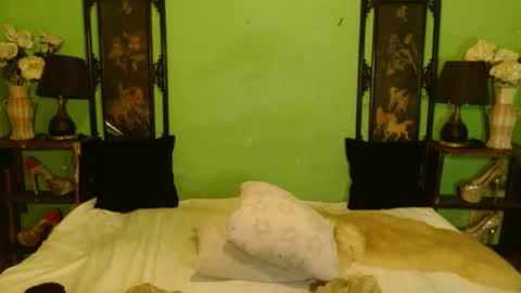 dyosa isabel online show from March 6, 2025, 12:09 pm