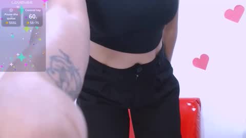 Estefany online show from November 10, 2025, 1:10 pm