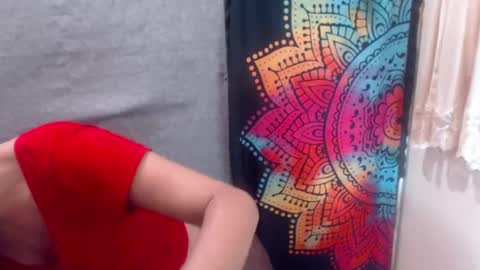 Snapshot of seductresstsjulia chatting on December 15, 2025, 4:11 pm Julia Starlette online show from December 15, 2025, 4:11 pm