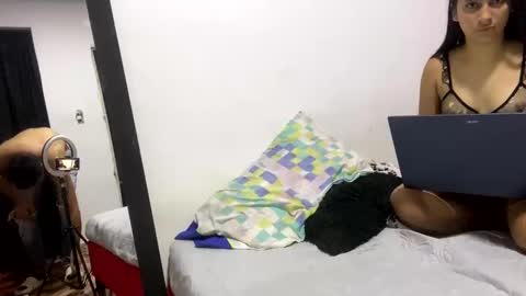 Snapshot of seduxionduo chatting on December 2, 2024, 2:53 am seduxionduo online show from December 2, 2024, 2:53 am