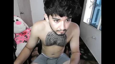 Snapshot of seduxionduo chatting on November 16, 2025, 3:39 pm seduxionduo online show from November 16, 2025, 3:39 pm