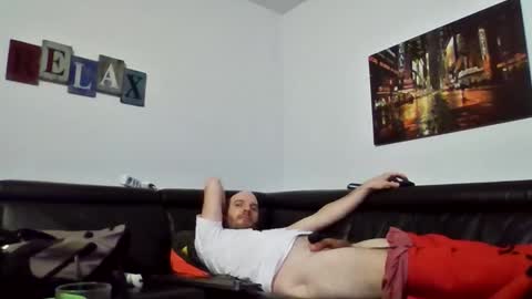 Snapshot of seeebi chatting on September 17, 2025, 5:09 am Sebastian online show from September 17, 2025, 5:09 am