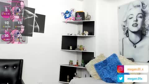 seelena_f online show from December 4, 2025, 10:35 am