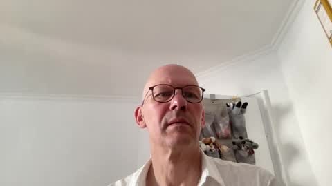 Snapshot of seethebigpicture chatting on June 18, 2026, 7:41 am seethebigpicture online show from June 18, 2026, 7:41 am