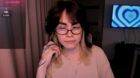 Snapshot of selectrra chatting on January 11, 2025, 2:25 pm selectrra online show from January 11, 2025, 2:25 pm