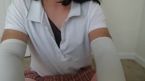 Snapshot of selena74tv chatting on October 9, 2025, 4:05 pm Selena online show from October 9, 2025, 4:05 pm