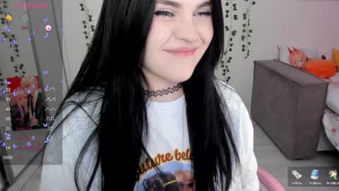 Snapshot of selena___cute chatting on January 30, 2025, 7:50 am Selena online show from January 30, 2025, 7:50 am