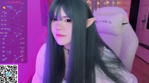 Selena  online show from March 23, 2026, 5:33 am