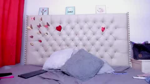 selena_beautyy online show from March 23, 2026, 8:24 pm