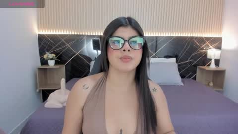 Snapshot of selena_diaz_ chatting on February 11, 2026, 2:27 am Selena online show from February 11, 2026, 2:27 am