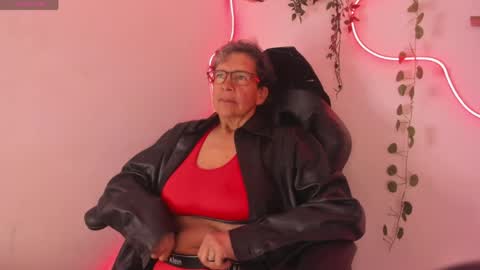 Snapshot of selena_ferreira chatting on April 20, 2026, 11:13 am Selena online show from April 20, 2026, 11:13 am