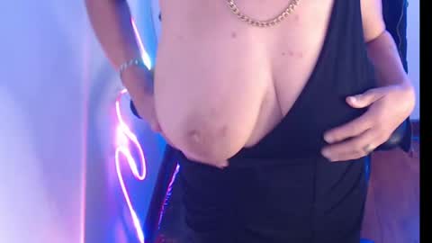 Snapshot of selena_ferreira chatting on May 11, 2026, 4:04 pm Selena online show from May 11, 2026, 4:04 pm