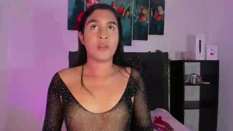 selena_fox7 online show from September 22, 2025, 4:25 am