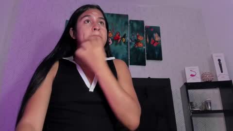 selena_fox7 online show from October 7, 2025, 3:14 am