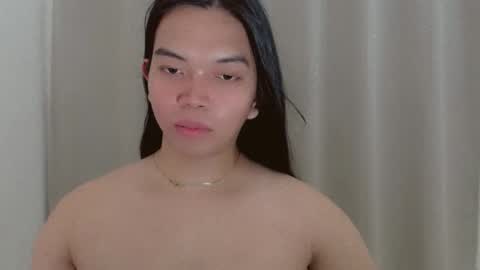 Snapshot of selena_fuckdoll chatting on December 12, 2024, 1:43 am Selena online show from December 12, 2024, 1:43 am