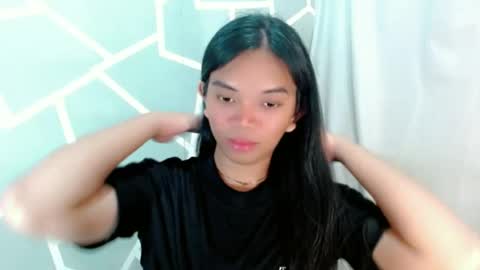 Snapshot of selena_fuckdoll chatting on June 21, 2026, 1:24 pm Selena online show from June 21, 2026, 1:24 pm