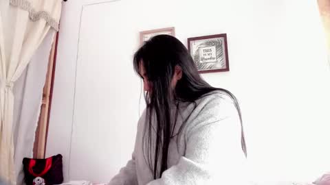 Karen online show from October 22, 2025, 2:50 pm