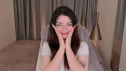 Selena  Follow Me online show from October 22, 2025, 7:52 am