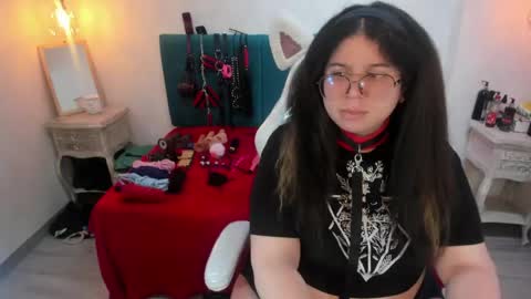 Selena Priscilla Blair Montenegro online show from May 30, 2026, 5:15 am