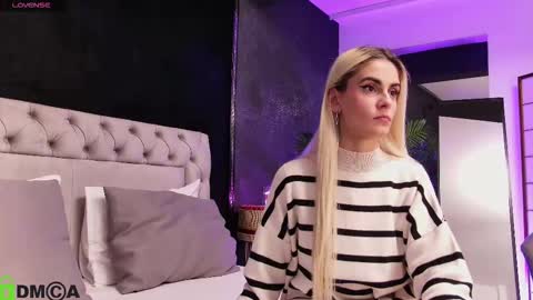 Snapshot of selenadaze chatting on February 3, 2026, 6:00 am Selena online show from February 3, 2026, 6:00 am