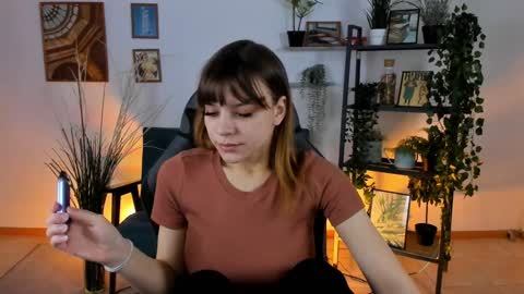 Selena ntmy online show from January 3, 2025, 1:36 pm