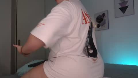Snapshot of selene_rouse_ chatting on July 8, 2026, 12:59 am selene_rouse_ online show from July 8, 2026, 12:59 am