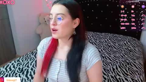 Selene G  online show from September 14, 2025, 4:33 am