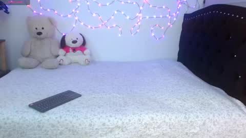 Selene G  online show from March 31, 2026, 3:08 am