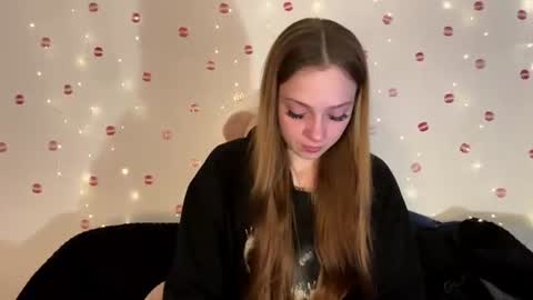 Snapshot of selenegupta chatting on July 18, 2026, 9:24 am Kylie online show from July 18, 2026, 9:24 am