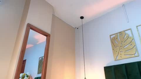 Selene Lujan online show from November 27, 2025, 11:56 am