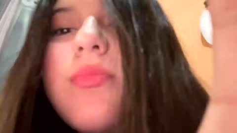 selenerey online show from October 29, 2025, 6:48 am