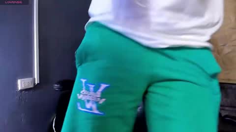 selfsuck_balls online show from April 12, 2026, 6:02 pm