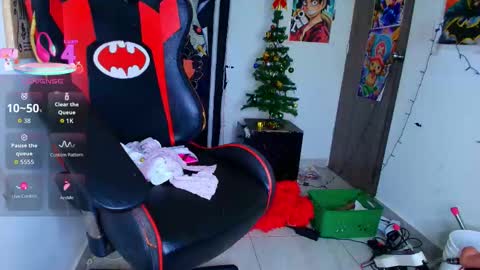  Selinna Kyle  online show from December 19, 2025, 7:15 am