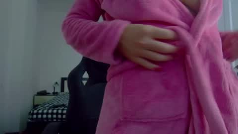 sellena_angel online show from December 16, 2025, 10:04 pm