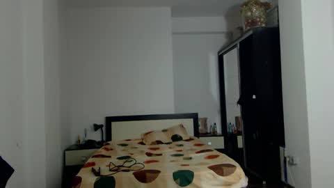 sellena_angels online show from January 22, 2025, 5:49 pm