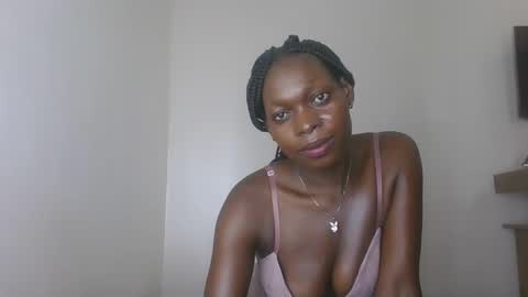 sellinprinces online show from November 15, 2025, 3:59 am