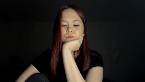 Lily online show from April 29, 2026, 5:52 pm